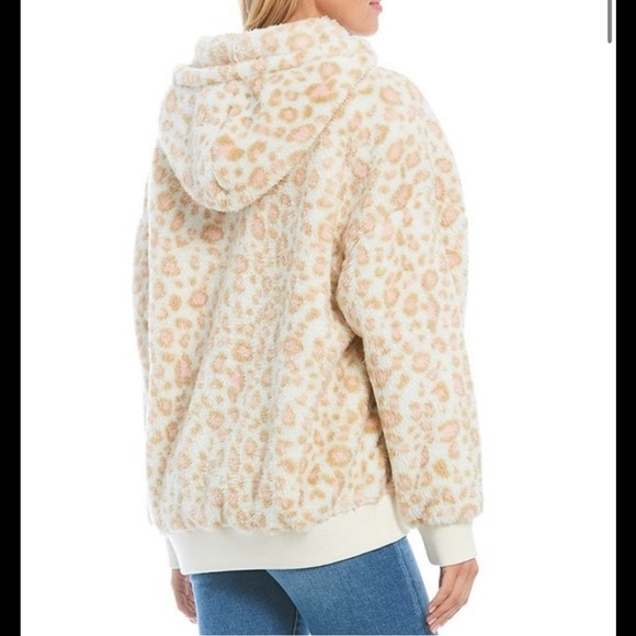 UGG Softest Sherpa Hoodie - Brand New With Tags - Picture 3 of 9